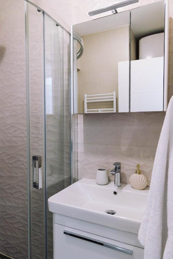 Brand New & Comfort Apartment L & L ,Free Parking + Close To Beach Dubrovnik Exterior photo